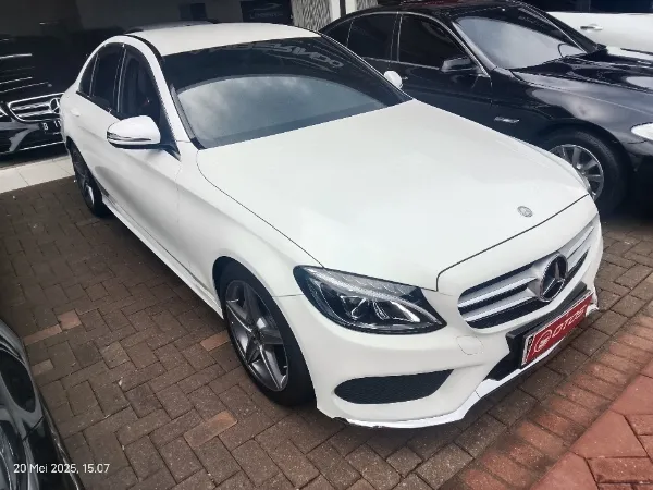2017 Mercedes-Benz C200 2.0