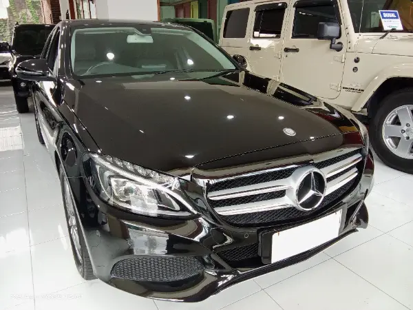 2017 Mercedes-Benz C200 2.0