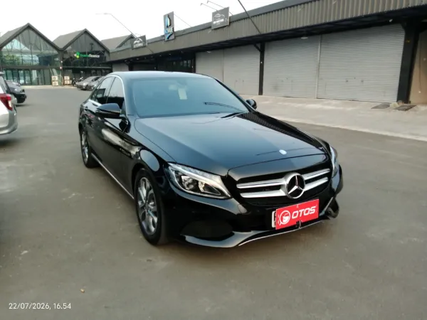 2017 Mercedes-Benz C200 2.0