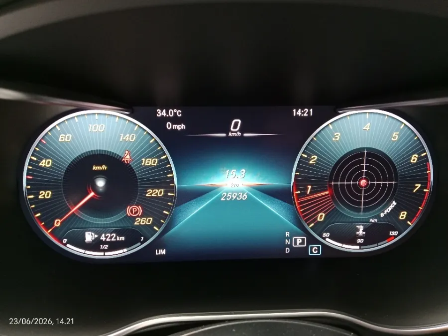 Foto Mobil Bekas Odometer Mercedes-Benz C200 2.0 tahun 2021