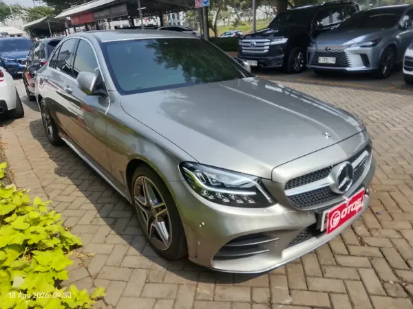 2020 Mercedes-Benz C200 2.0 W205