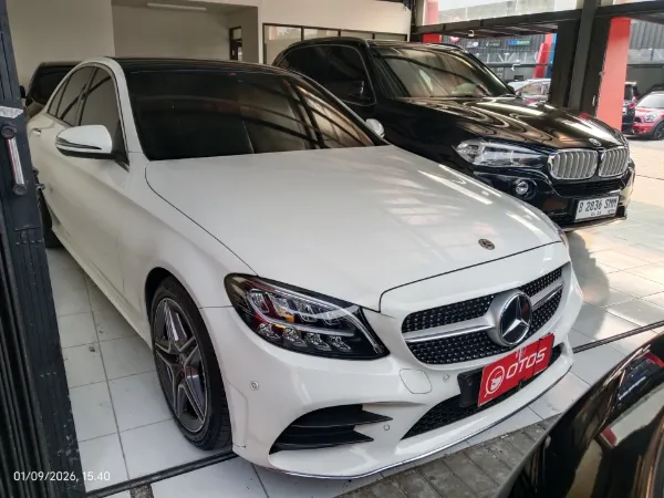 2021 Mercedes-Benz C200 2.0 W205