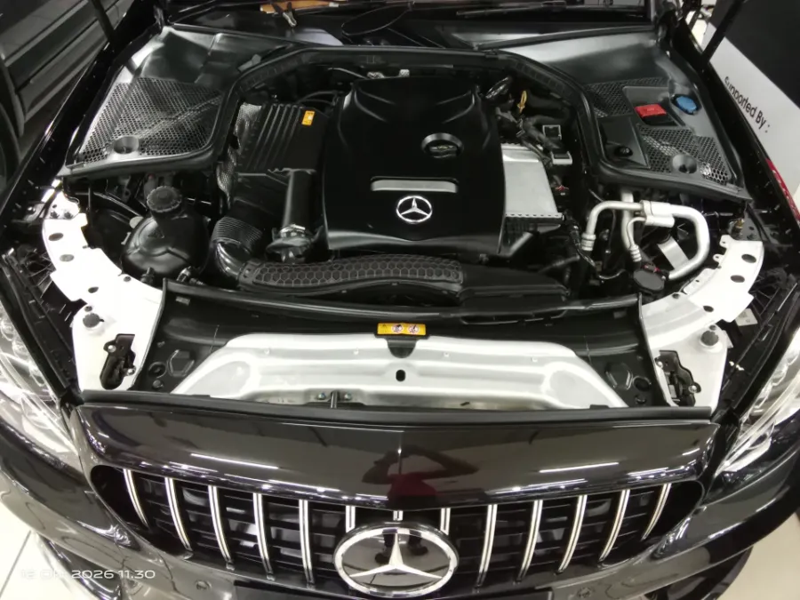 Foto Mobil Bekas Mesin Mercedes-Benz C300 2.0 tahun 2017