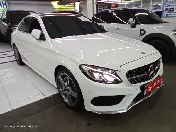 2018 Mercedes-Benz C300 2.0 - Foto 1 dari 6