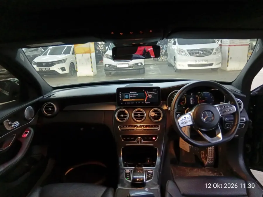 Foto Mobil Bekas Dashboard Mercedes-Benz C300 2.0 tahun 2019