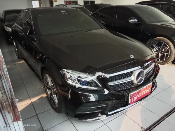 2019 Mercedes-Benz C300 2.0