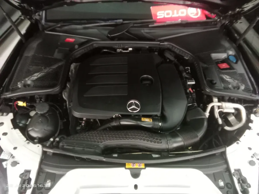 Foto Mobil Bekas Mesin Mercedes-Benz C300 2.0 tahun 2019