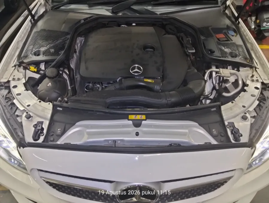 Foto Mobil Bekas Mesin Mercedes-Benz C300 2.0 tahun 2019
