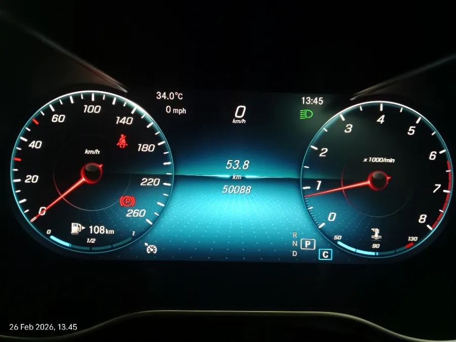 Foto Mobil Bekas Odometer Mercedes-Benz C300 2.0 tahun 2019