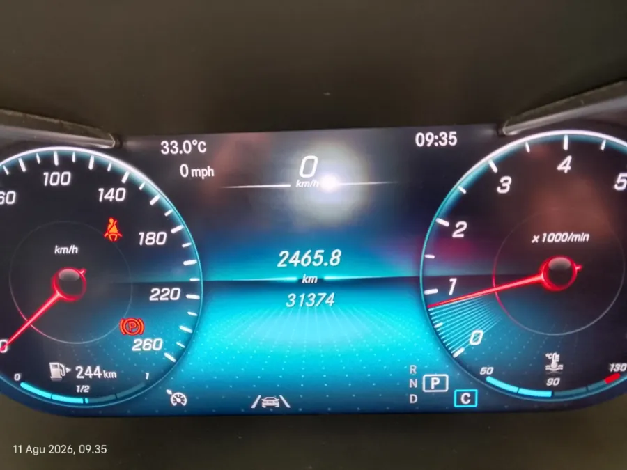 Foto Mobil Bekas Odometer Mercedes-Benz C300 2.0 tahun 2019