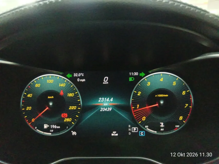 Foto Mobil Bekas Odometer Mercedes-Benz C300 2.0 tahun 2019