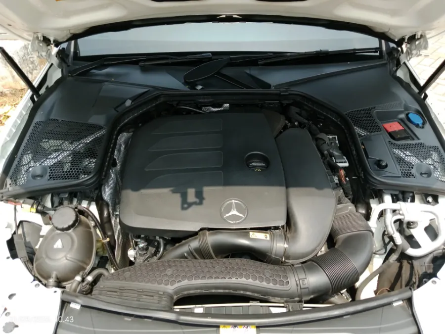 Foto Mobil Bekas Mesin Mercedes-Benz C300 2.0 tahun 2020