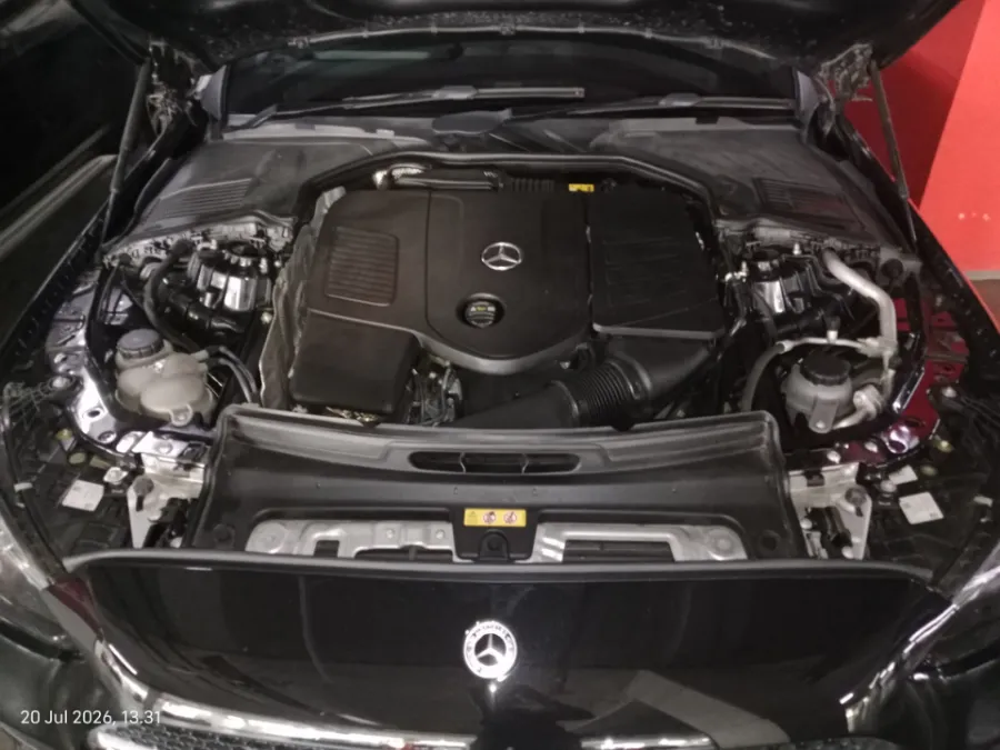 Foto Mobil Bekas Mesin Mercedes-Benz C300 2.0 tahun 2023