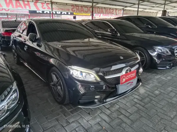 2019 Mercedes-Benz C300 2.0 AMG - Foto 1 dari 6