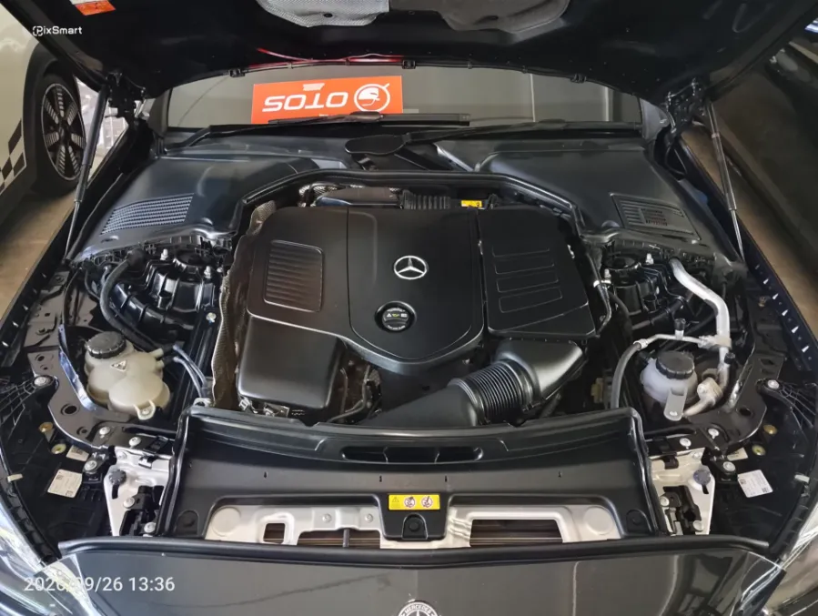 Foto Mobil Bekas Mesin Mercedes-Benz C300 2.0 AMG tahun 2023