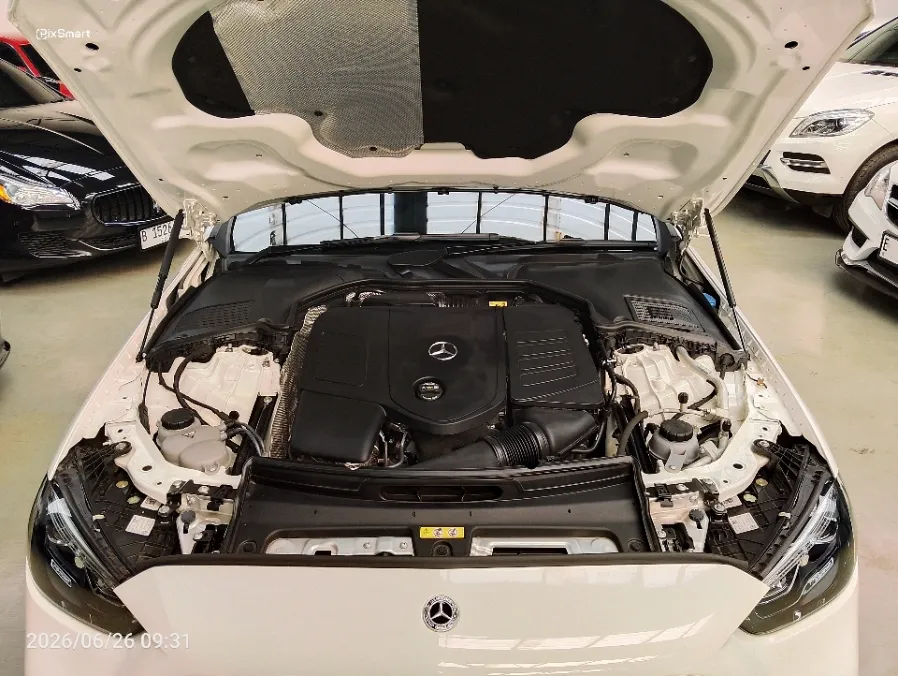 Foto Mobil Bekas Mesin Mercedes-Benz C300 2.0 AMG tahun 2024