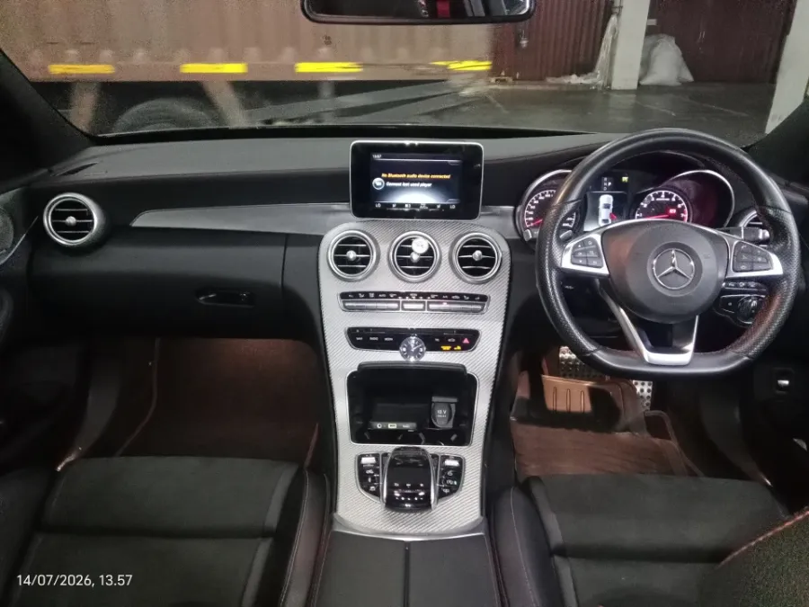 Foto Mobil Bekas Dashboard Mercedes-Benz C43 3.0 tahun 2017