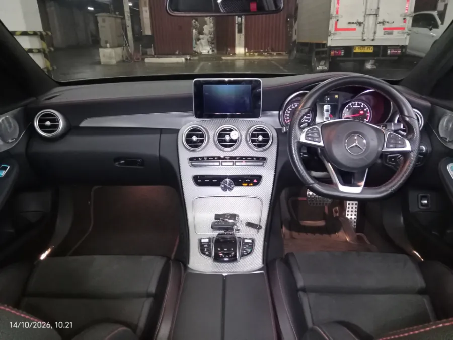 Foto Mobil Bekas Dashboard Mercedes-Benz C43 3.0 tahun 2017