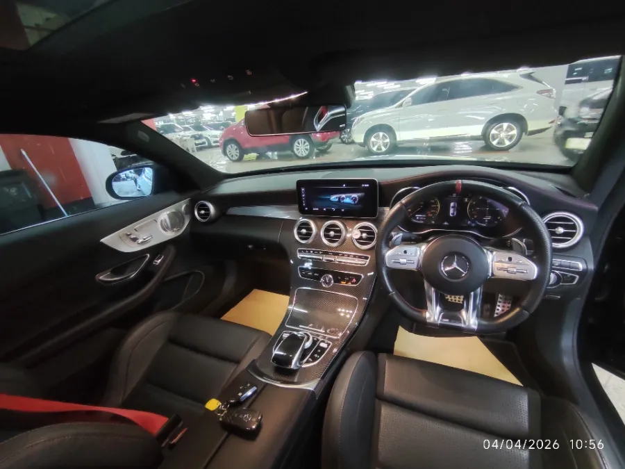 Foto Mobil Bekas Dashboard Mercedes-Benz C43 3.0 tahun 2019