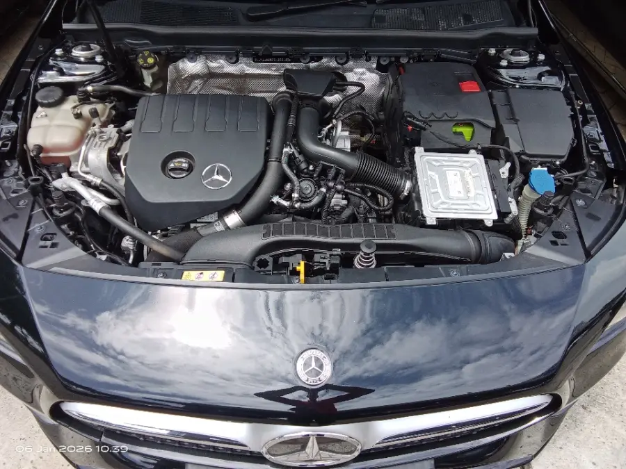 Foto Mobil Bekas Mesin Mercedes-Benz CLA200 1.3 tahun 2022