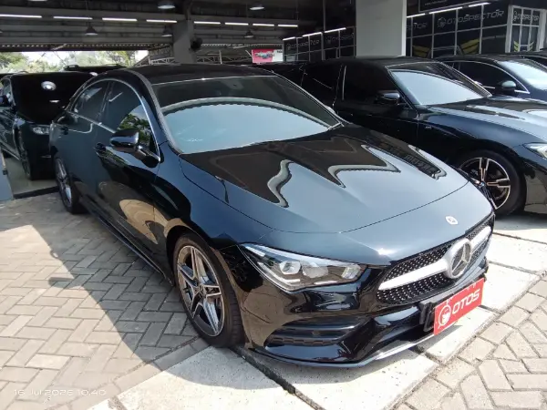 2023 Mercedes-Benz CLA200 1.3 - Foto 1 dari 6