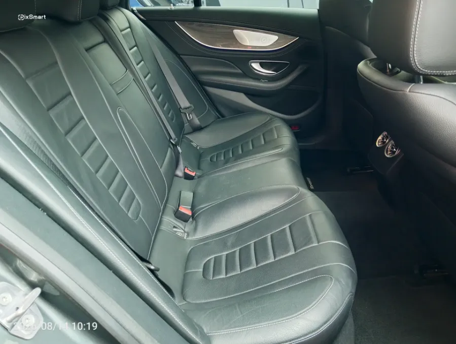 Foto Mobil Bekas Kabin Belakang Mercedes-Benz CLS350 2.0 tahun 2018