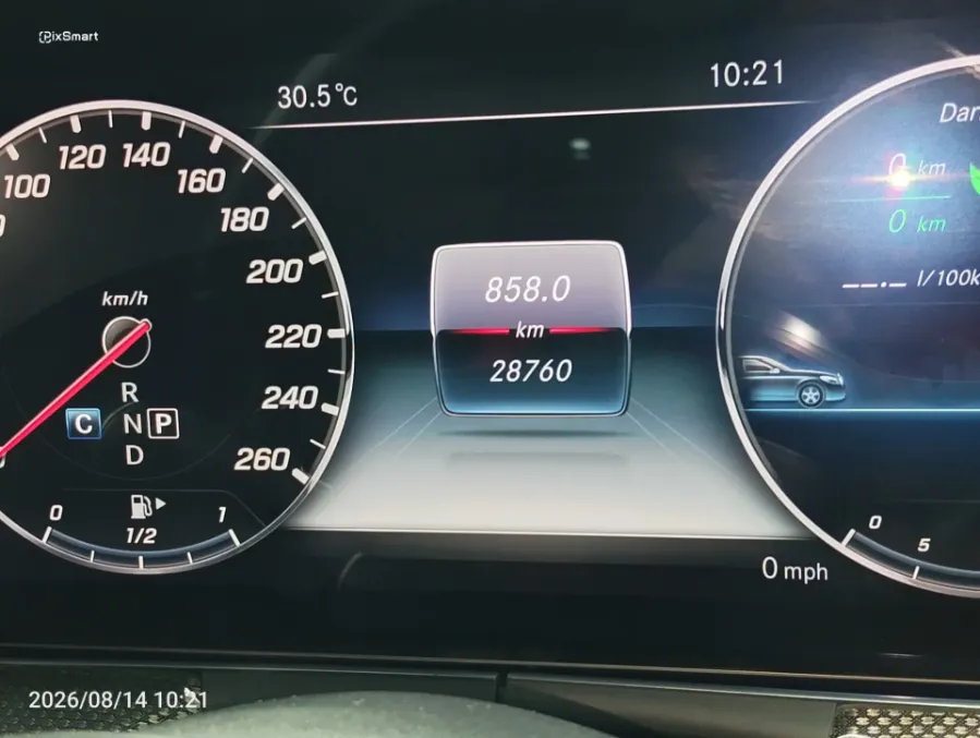 Foto Mobil Bekas Odometer Mercedes-Benz CLS350 2.0 tahun 2018