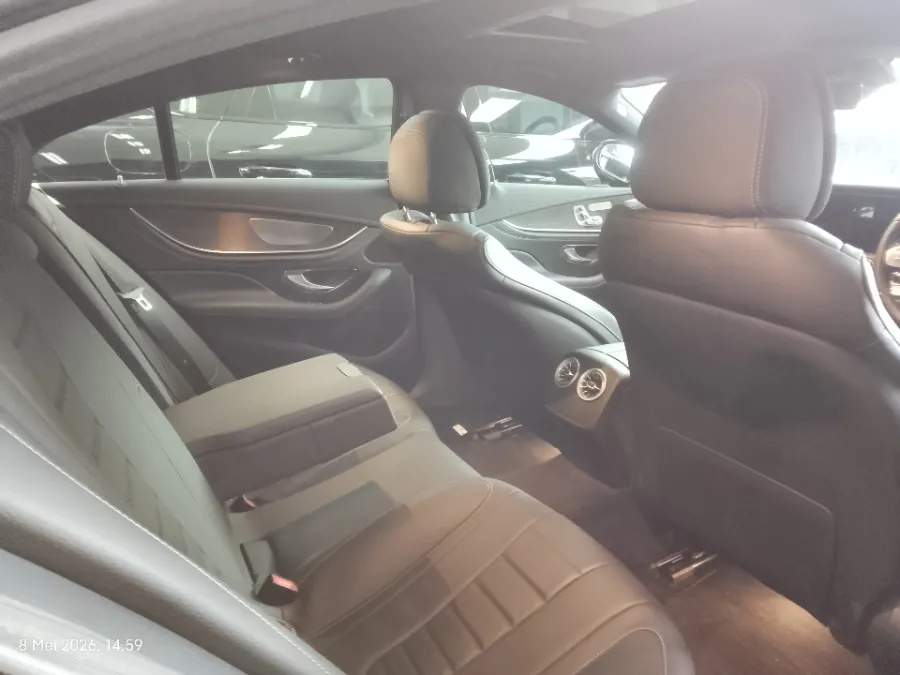 Foto Mobil Bekas Kabin Belakang Mercedes-Benz CLS350 2.0 tahun 2019