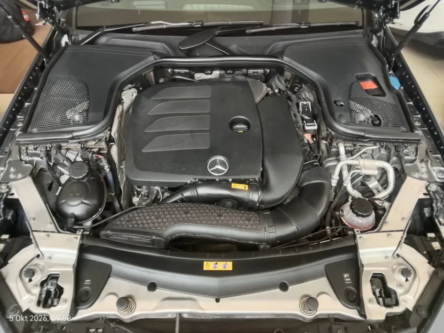 Foto Mobil Bekas Mesin Mercedes-Benz CLS350 2.0 tahun 2019