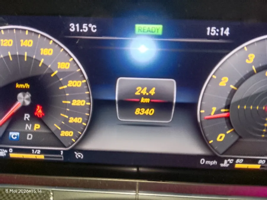 Foto Mobil Bekas Odometer Mercedes-Benz CLS350 2.0 tahun 2019