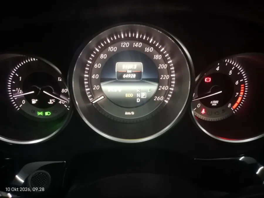 Foto Mobil Bekas Odometer Mercedes-Benz CLS400 3.0 tahun 2017
