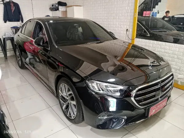 2025 Mercedes-Benz E200 2.0