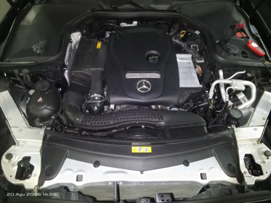Foto Mobil Bekas Mesin Mercedes-Benz E250 2.0 tahun 2019