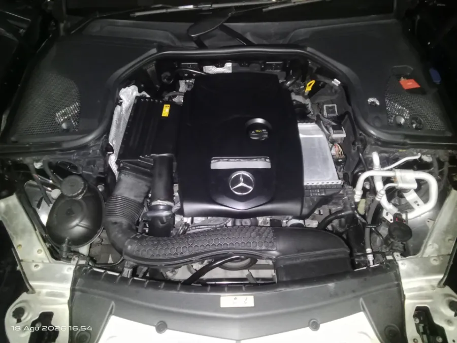 Foto Mobil Bekas Mesin Mercedes-Benz E300 2.0 tahun 2016
