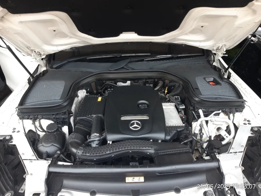 Foto Mobil Bekas Mesin Mercedes-Benz E300 2.0 tahun 2017