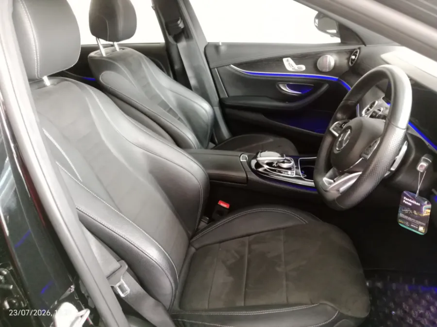 Foto Mobil Bekas Kabin Depan Mercedes-Benz E300 2.0 tahun 2018