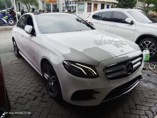 2018 Mercedes-Benz E300 2.0