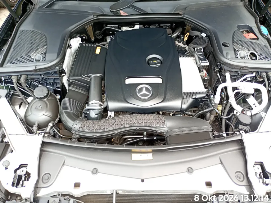 Foto Mobil Bekas Mesin Mercedes-Benz E300 2.0 tahun 2018