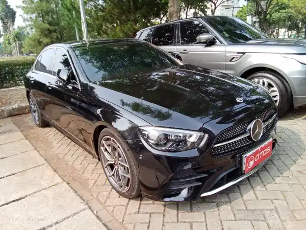 2022 Mercedes-Benz E300 2.0