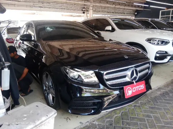 2018 Mercedes-Benz E300 2.0 AMG Line