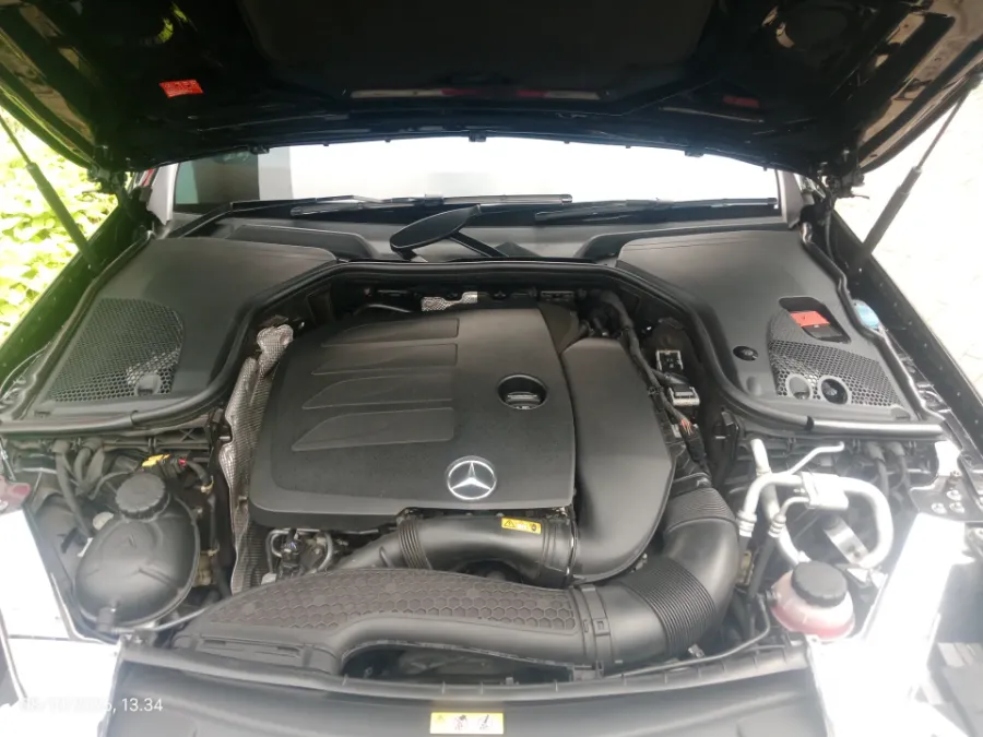 Foto Mobil Bekas Mesin Mercedes-Benz E350 2.0 tahun 2019