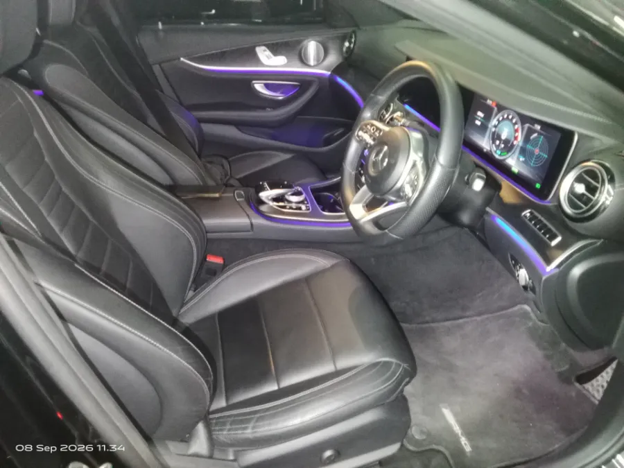 Foto Mobil Bekas Kabin Depan Mercedes-Benz E350 2.0 tahun 2020
