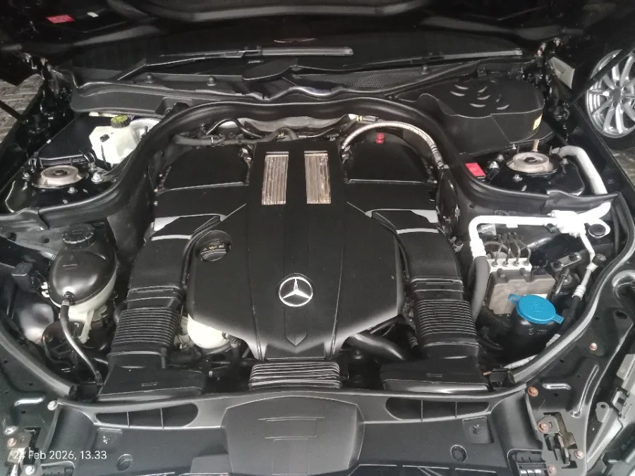 Foto Mobil Bekas Mesin Mercedes-Benz E400 3.0 tahun 2014