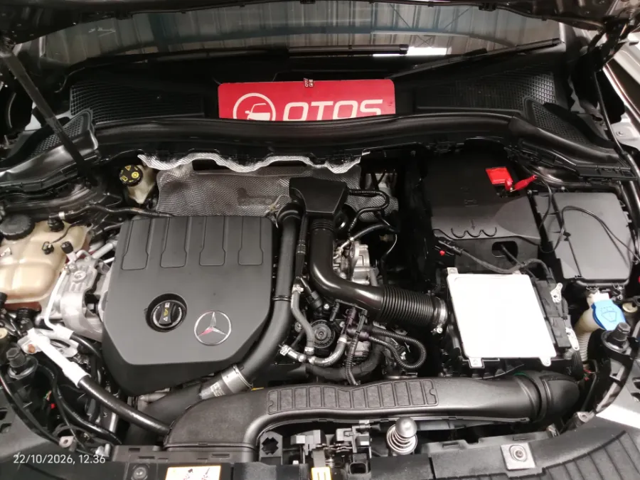 Foto Mobil Bekas Mesin Mercedes-Benz GLA200 1.3 tahun 2020