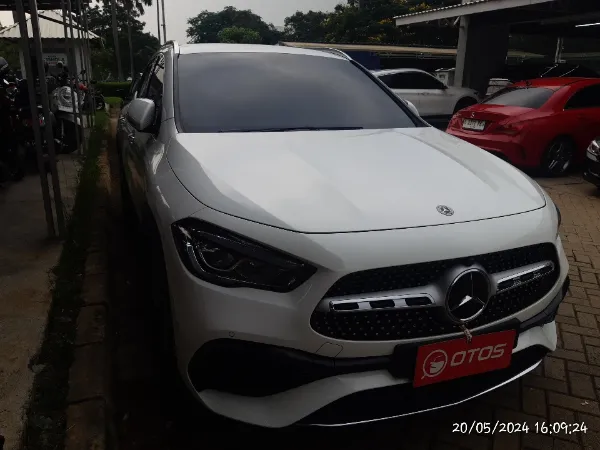 2021 Mercedes-Benz GLA200 1.3