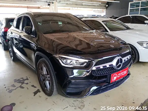 2021 Mercedes-Benz GLA200 1.3