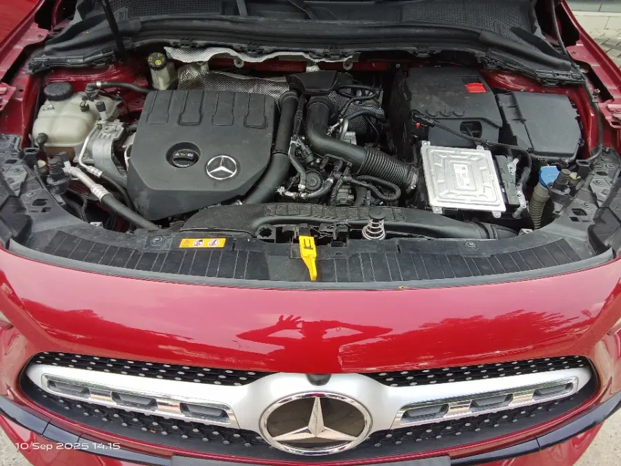 Foto Mobil Bekas Mesin Mercedes-Benz GLA200 1.3 tahun 2021