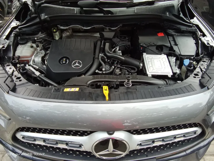 Foto Mobil Bekas Mesin Mercedes-Benz GLA200 1.3 tahun 2022