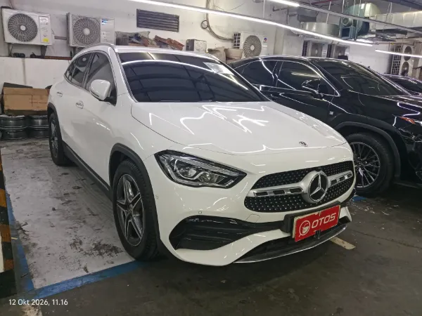 2023 Mercedes-Benz GLA200 1.3