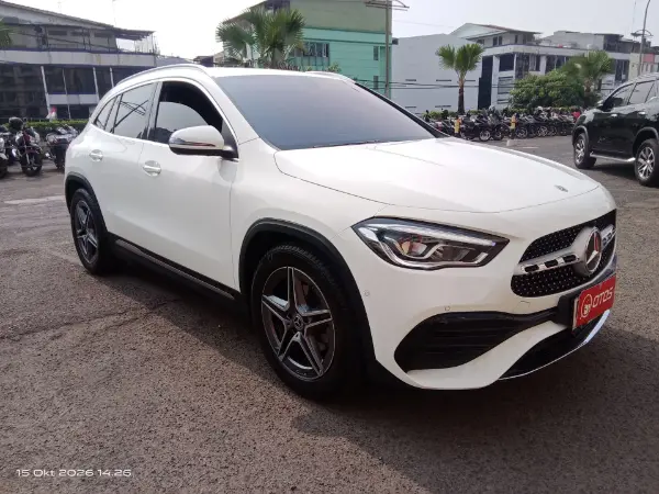 2023 Mercedes-Benz GLA200 1.3